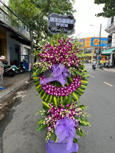 Kệ hoa viếng, chia buồn